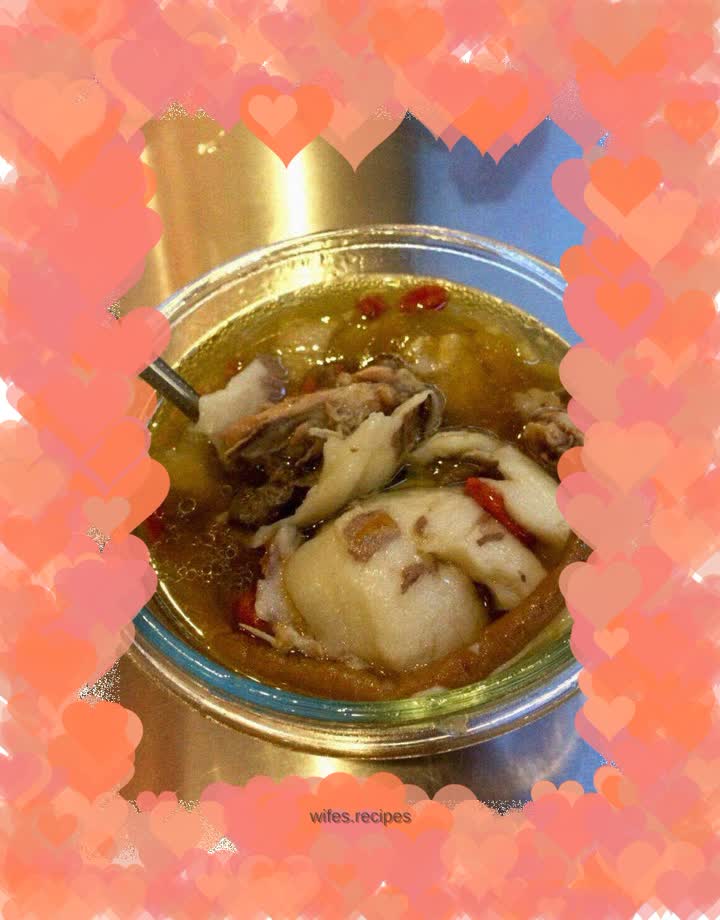 Coconut stewed chicken