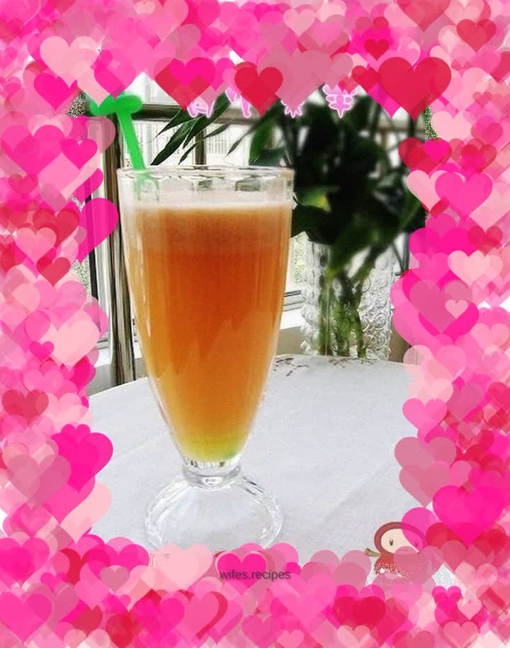 Dragon fruit carrot juice