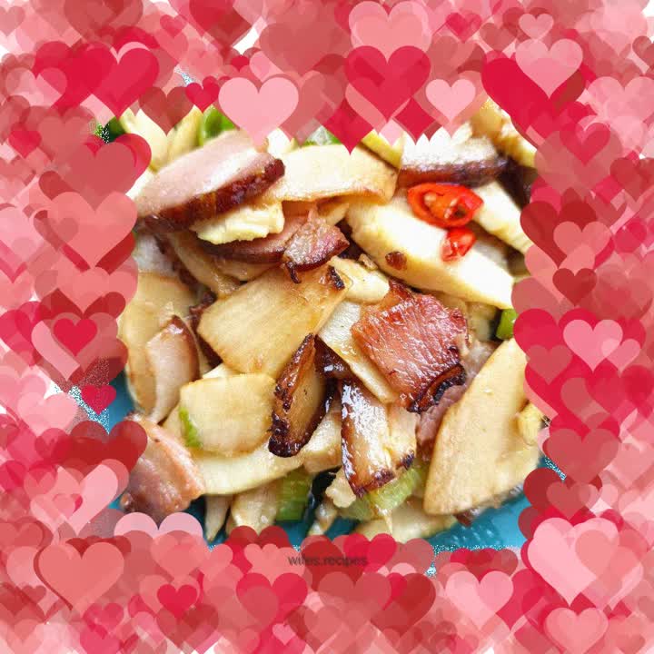 Stir-fried winter bamboo shoots with smoked bacon