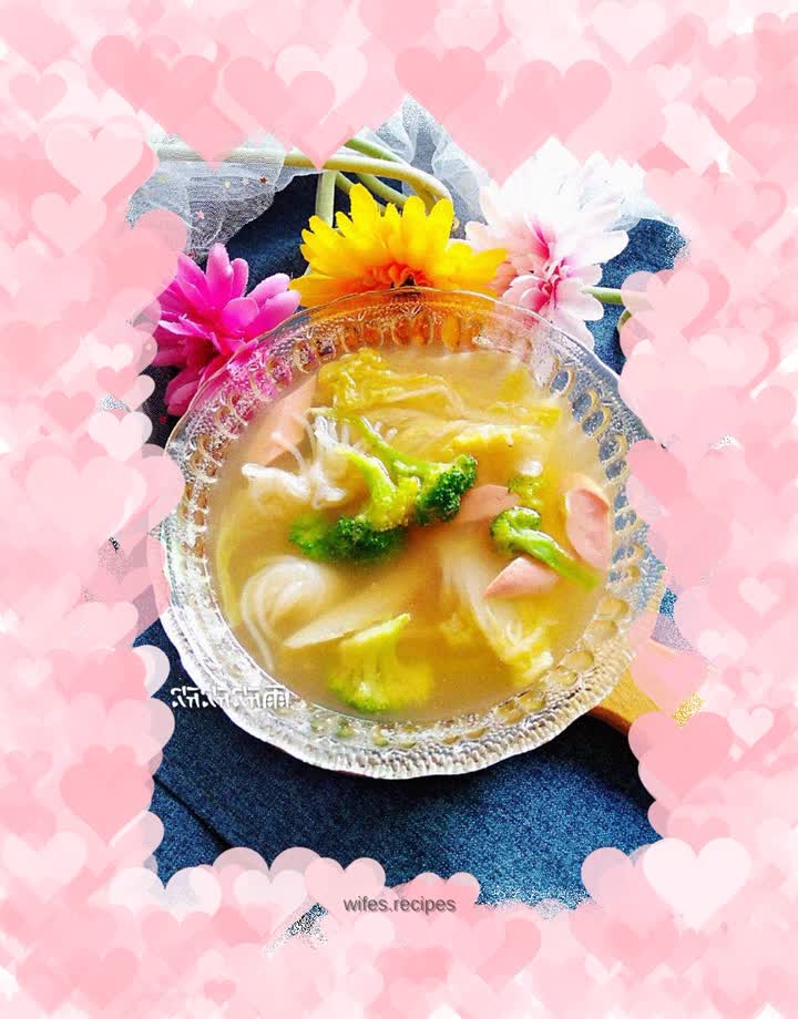 Baby cabbage in soup