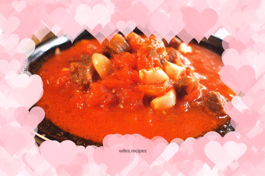 Tomato stewed beef brisket