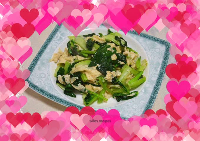 Stir-fried green vegetables with bean curd skin