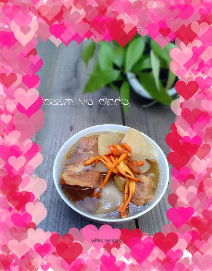 Cordyceps Flower White Radish Dragon Bone Soup