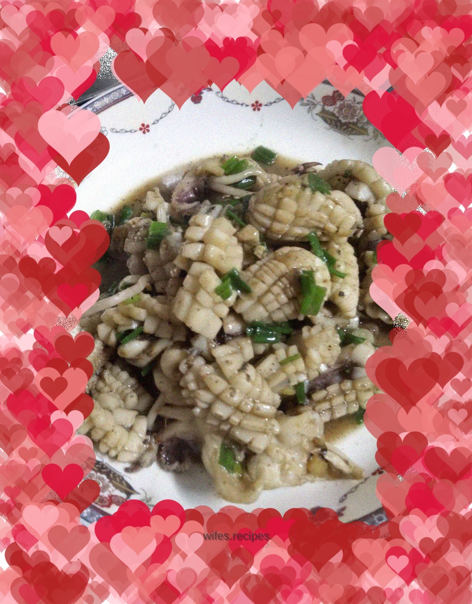 Stir-fried octopus with green onions