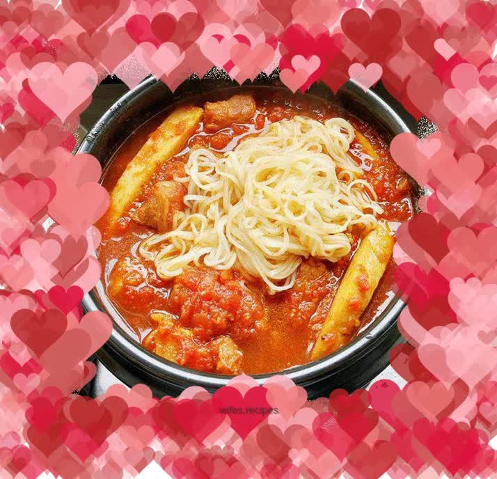 Tomato Beef Brisket Noodles