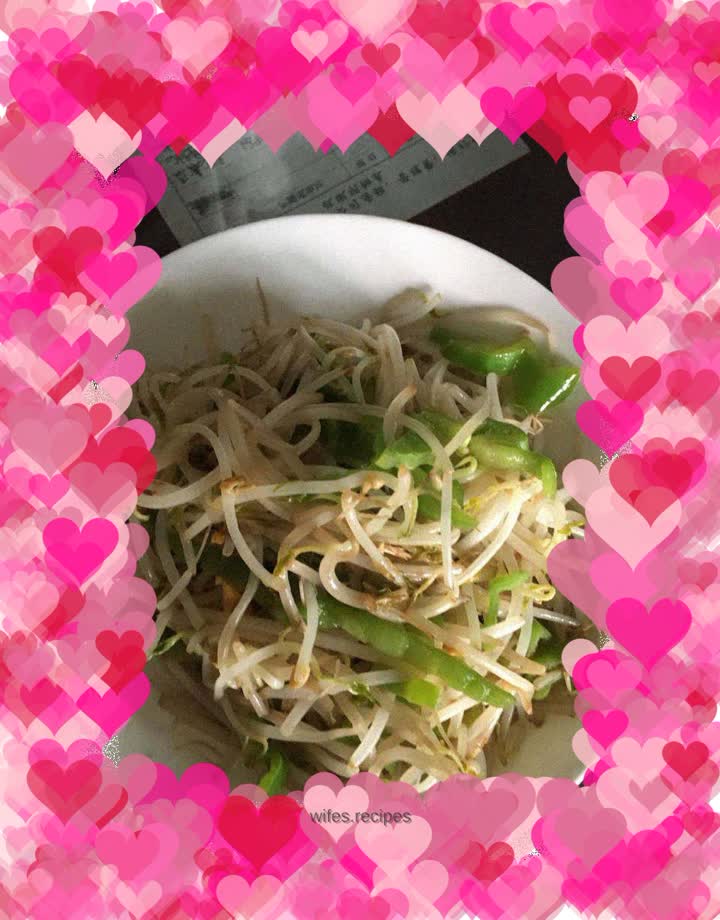 Weight loss recipe: green pepper and bean sprouts