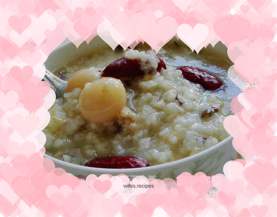 Chicken porridge with red dates and longan