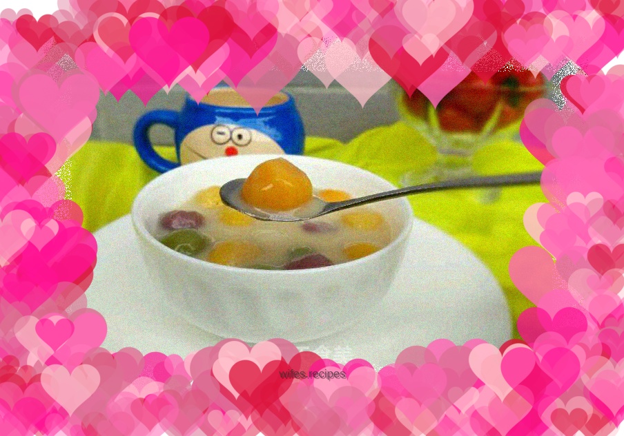 Colorful glutinous rice balls