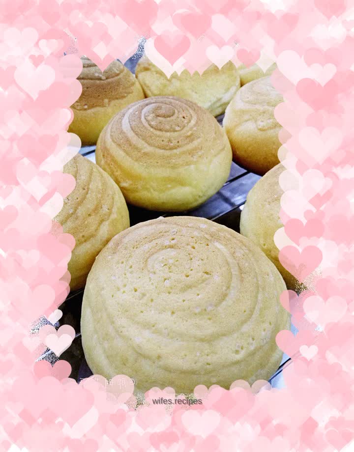 Mexican honey bean buns