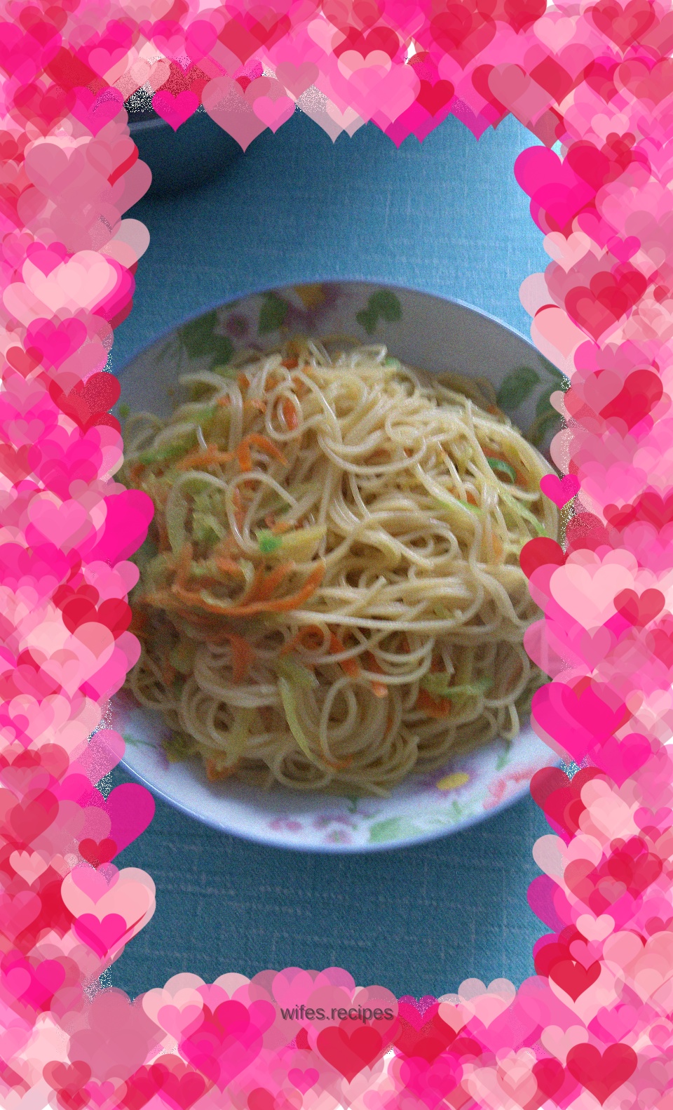 Two-color shredded radish pasta