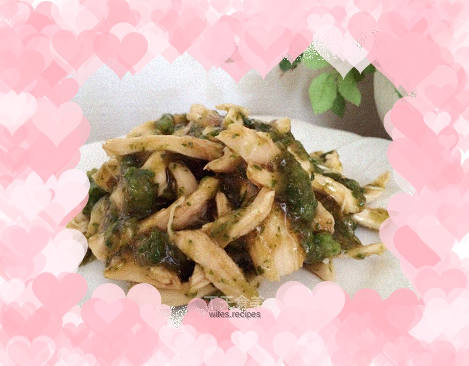 Chicken mixed with cucumber