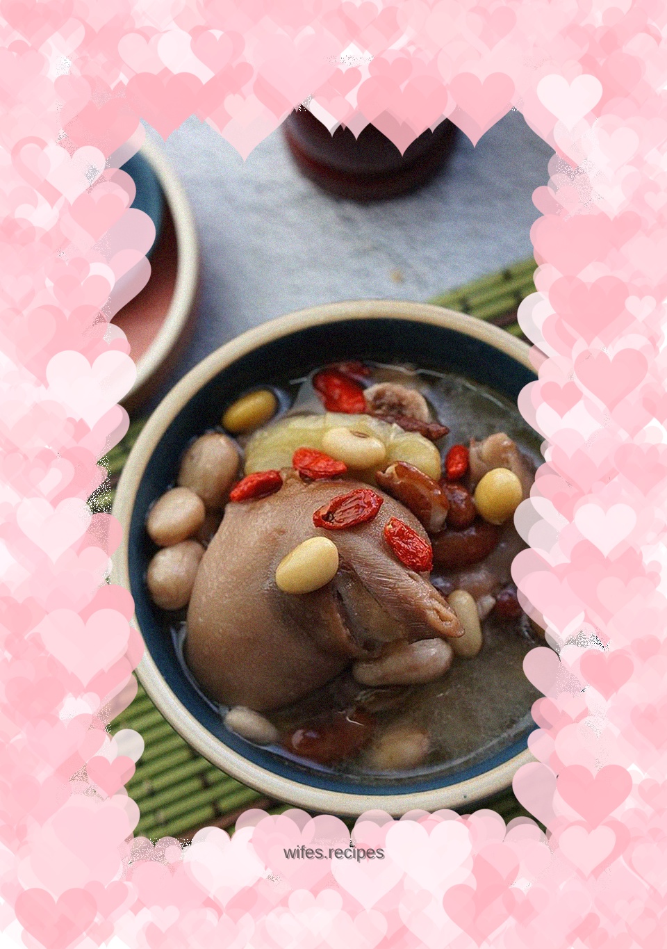 Braised pork trotters with double beans and peanuts