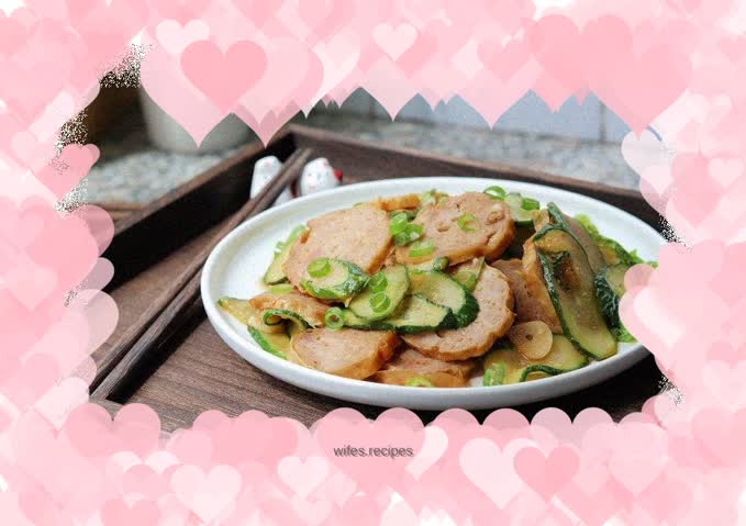 Stir-fried cucumber and bean skin meat rolls