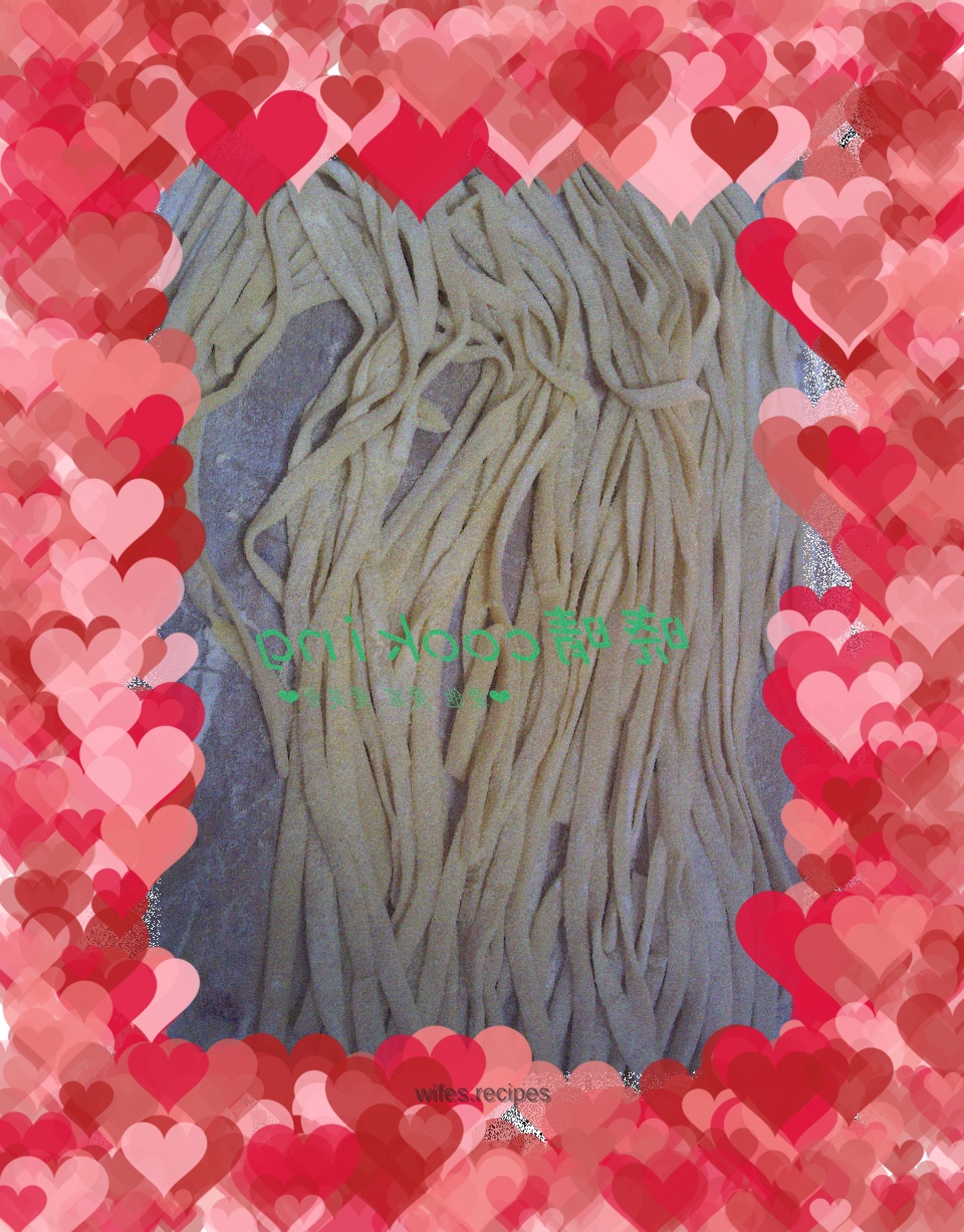 Hand-rolled egg noodles