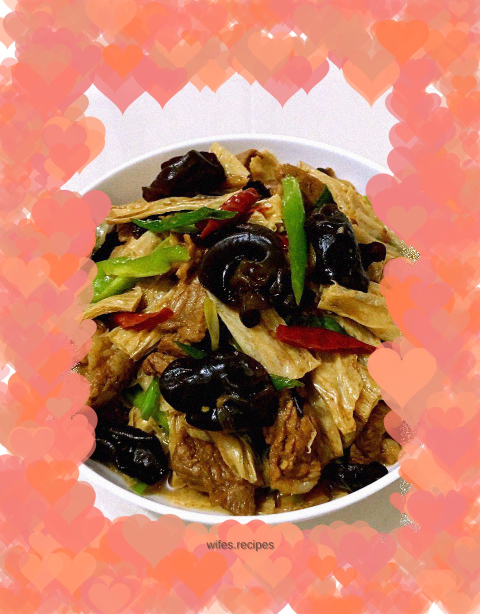 Braised Pork with Fungus and Bean Curd