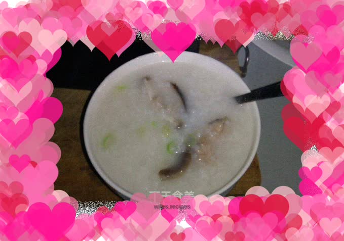 Delicious mushroom and chicken porridge