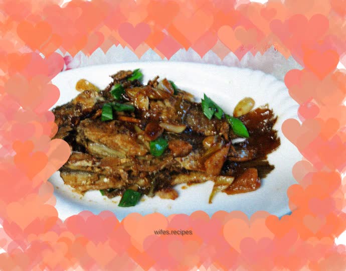 Braised small yellow croaker