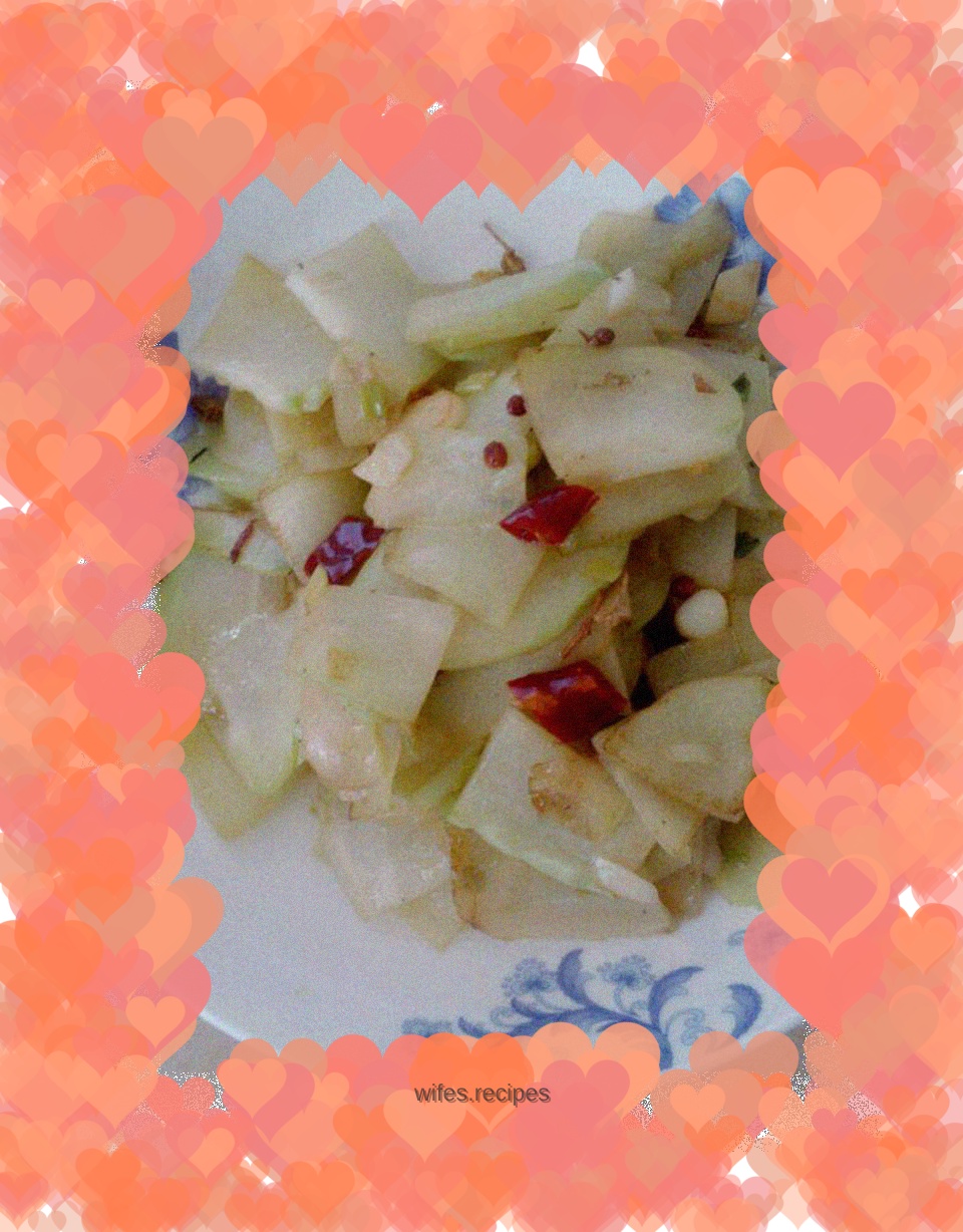 Stir-fried chayote