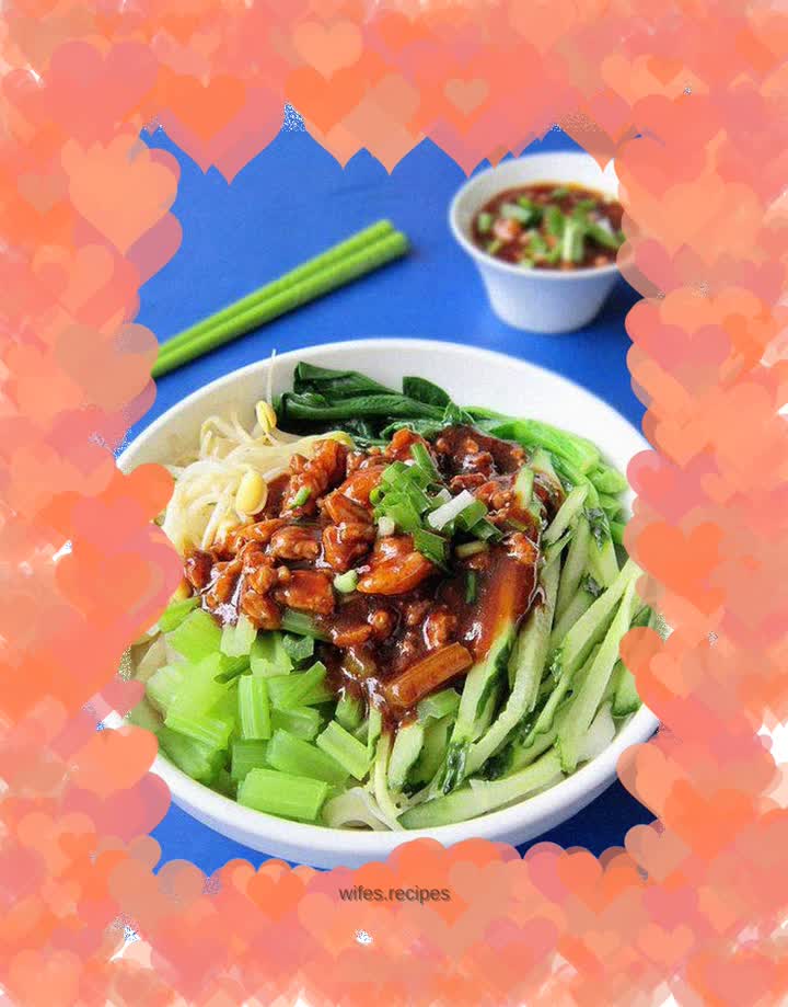 Homemade fried noodles