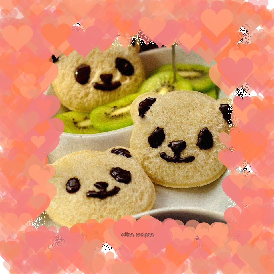 Cute breakfast---panda sandwich