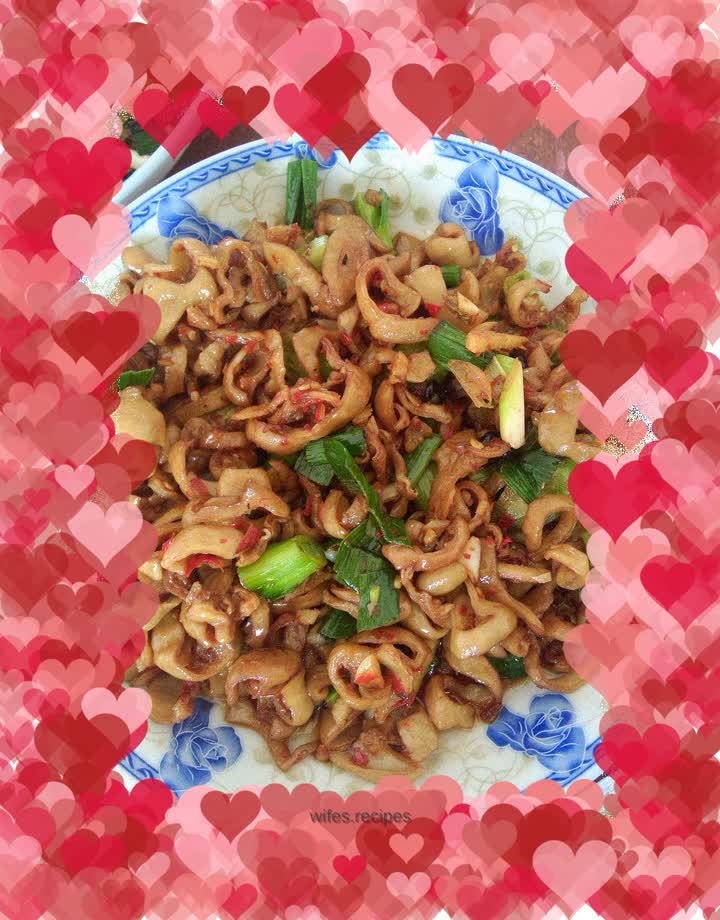 Stir-fried pork sausage