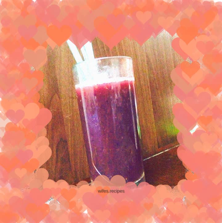 Freshly squeezed grape juice