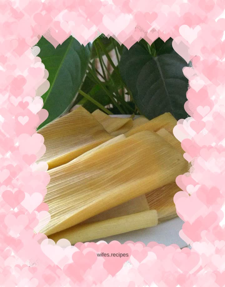 Sweet corn leaf cake