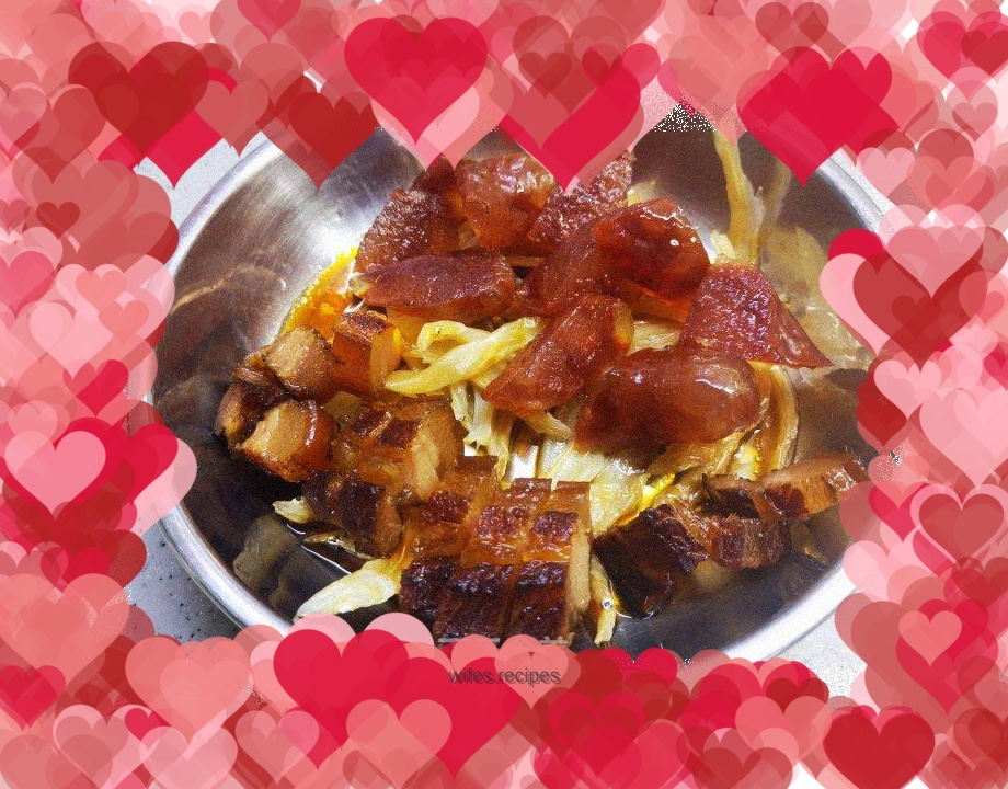 Steamed sausage and bacon