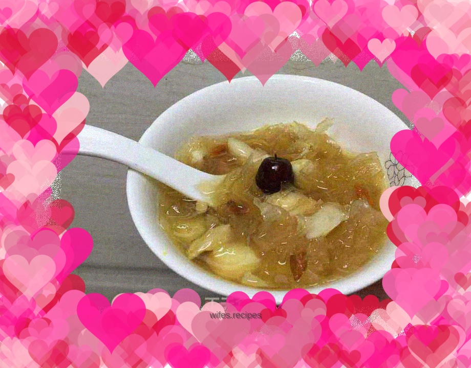 Lotus seeds, lily, wolfberry, tremella, North Sea fish maw soup