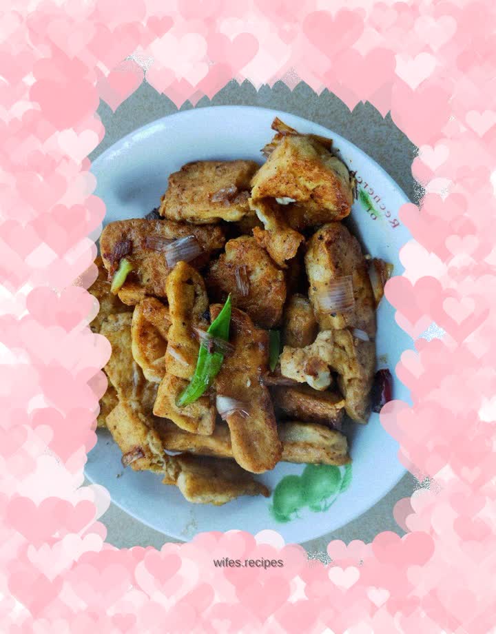 Tofu made this way is fragrant and not greasy, which is better than eating meat, for vegetarian lovers.