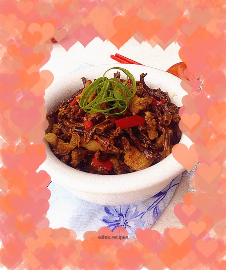 Country stir-fry: Stir-fried pork belly with dried beans