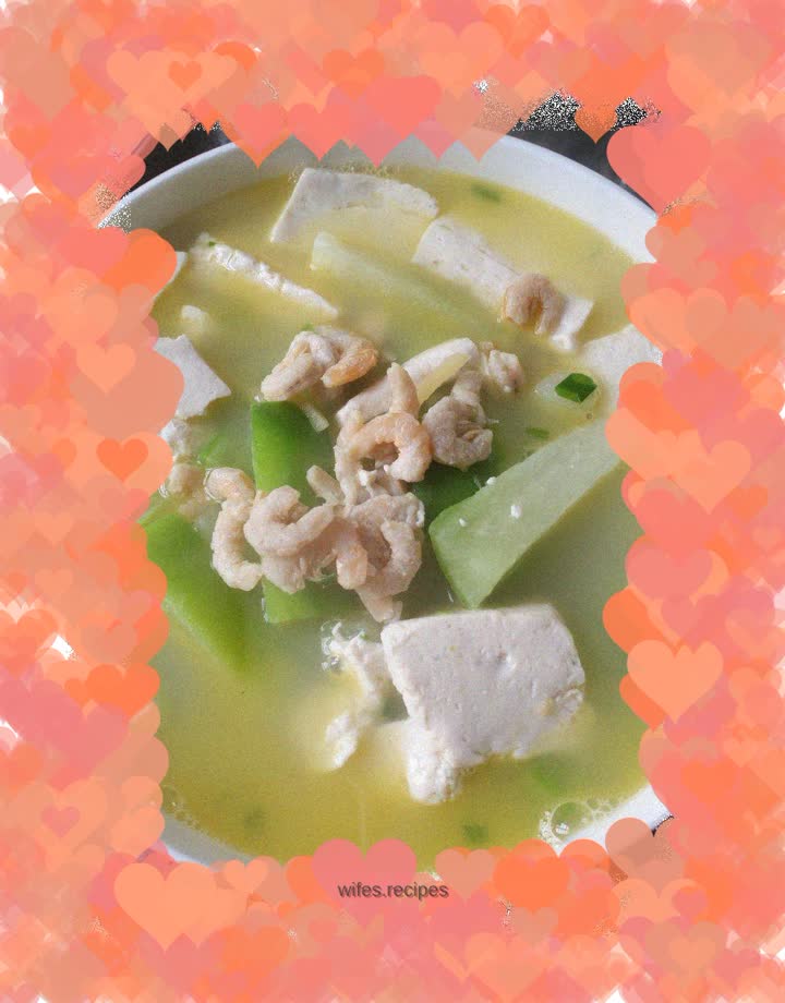 Radish, sea rice and tofu soup