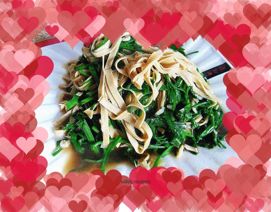 Stir-fried shredded tofu and leeks