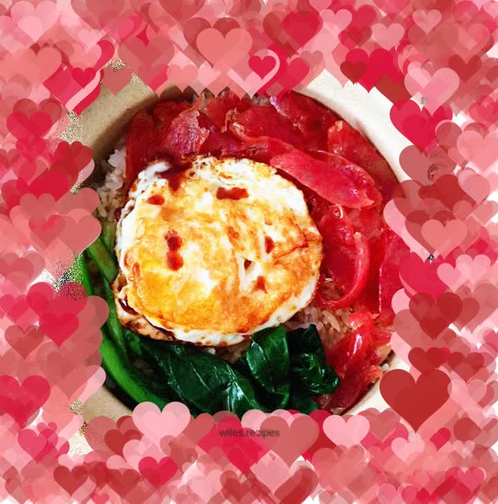 Omelette and Cured Rice Claypot Rice