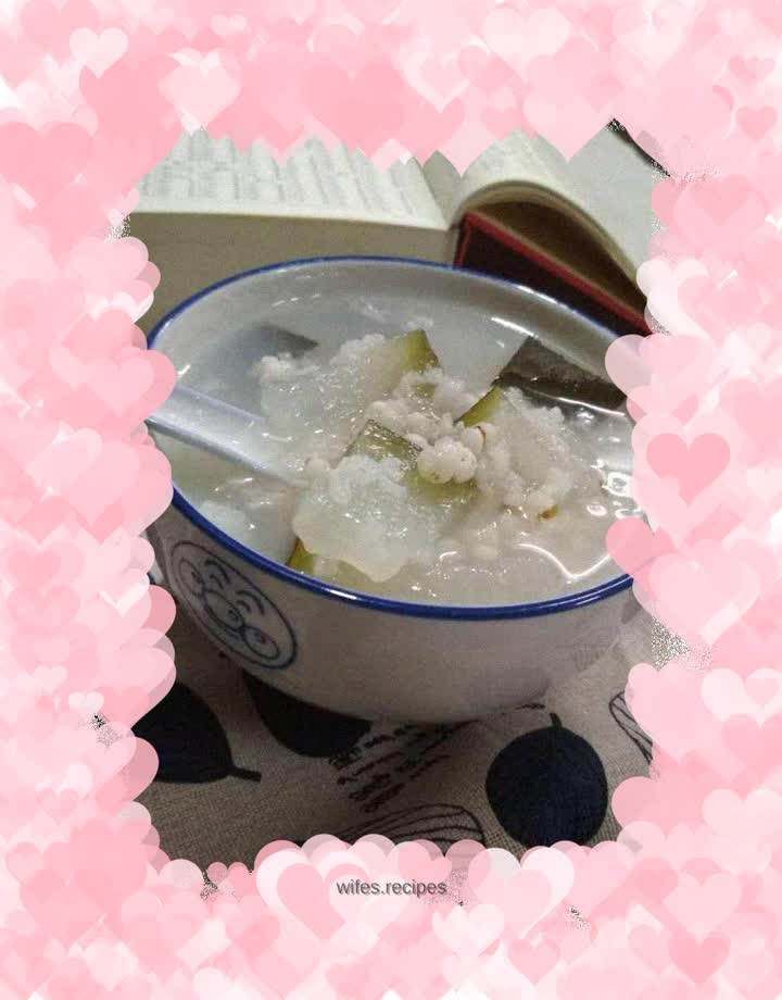 Barley and winter melon porridge