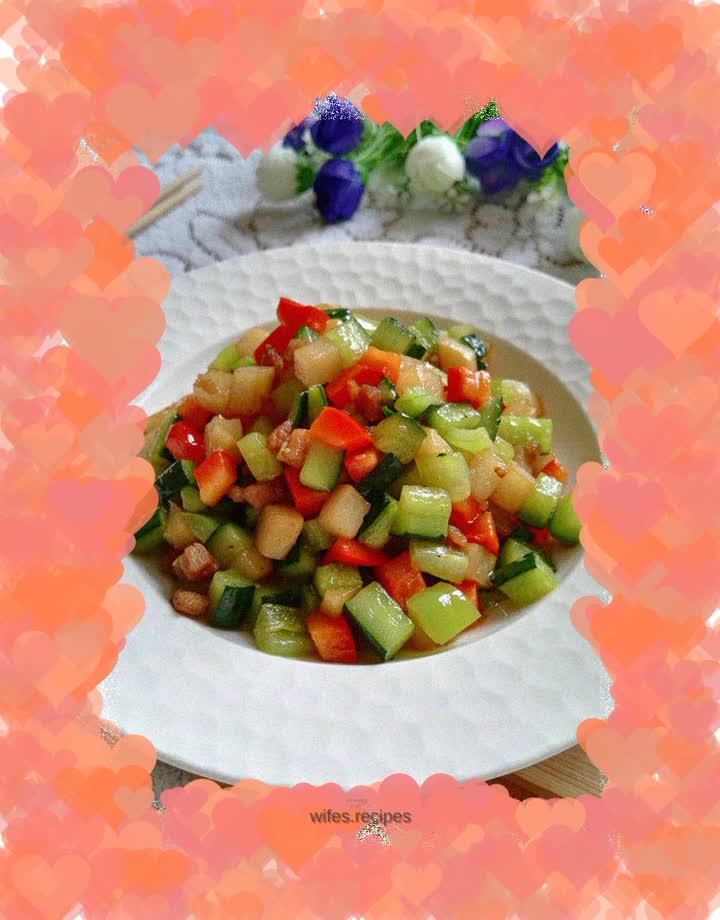 Stir-fried four cubes of pork belly