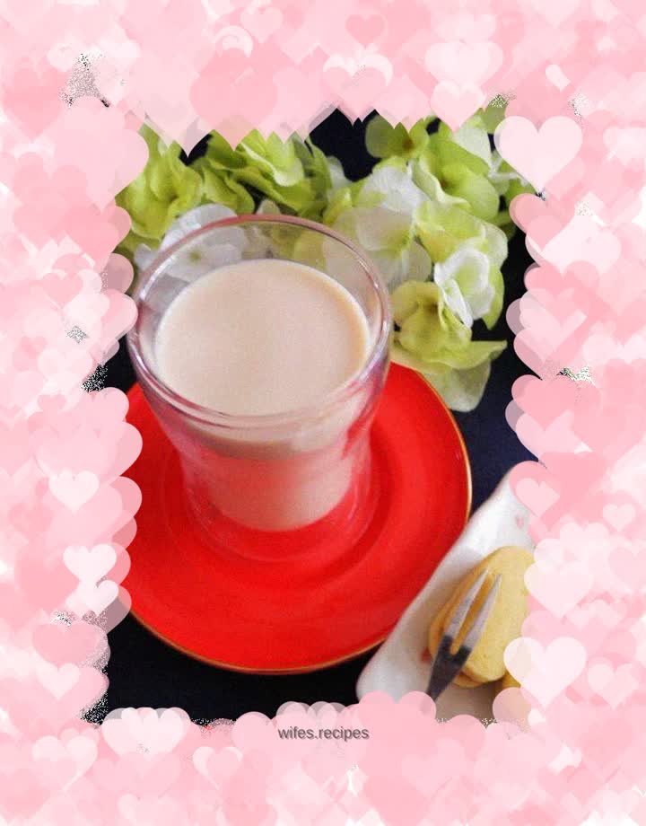 Warm ginger milk tea