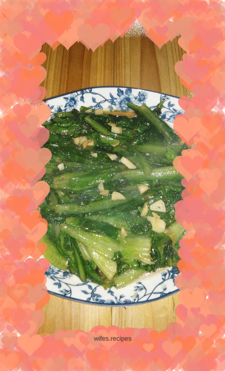 Stir-fried lettuce leaves