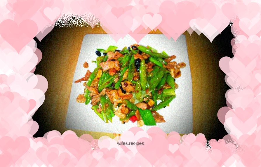 Fried Pork with Chili