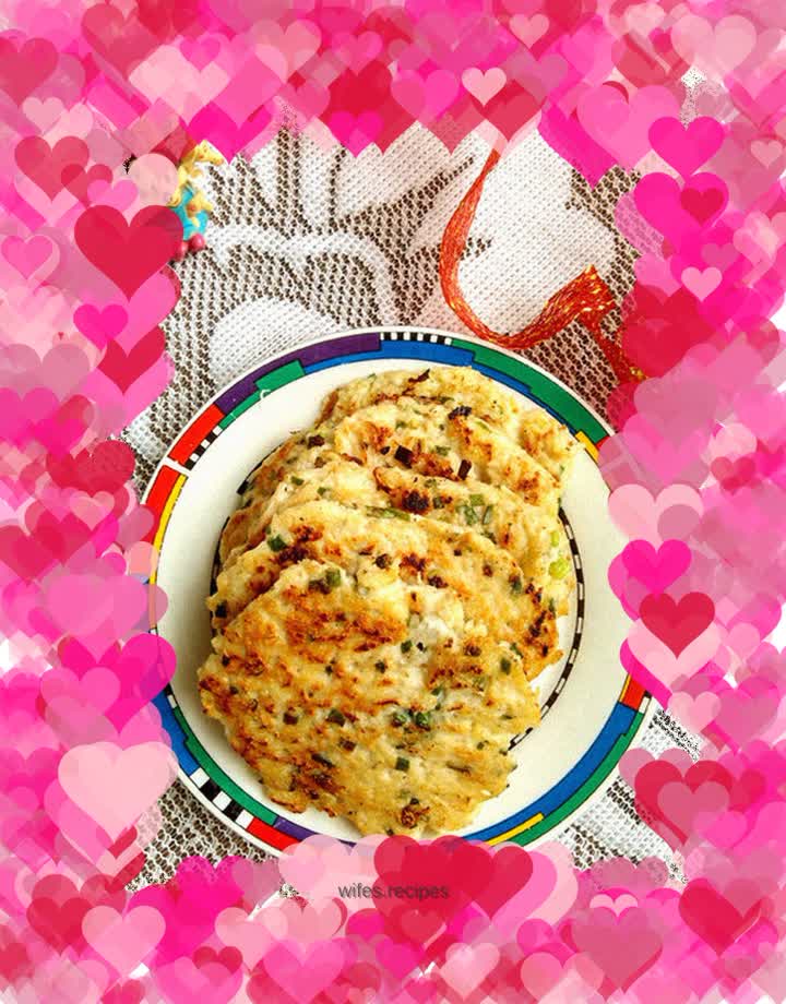 Salted egg white lotus root cake