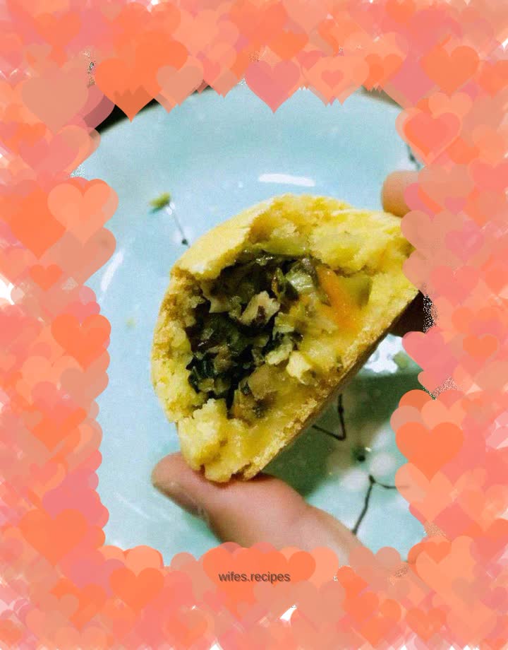 Cornmeal, seafood, dried vegetables and toasted bread dumplings