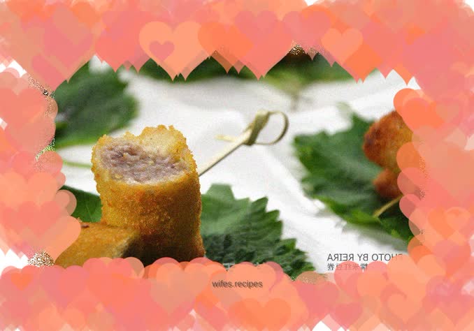 Glutinous rice and red bean rolls