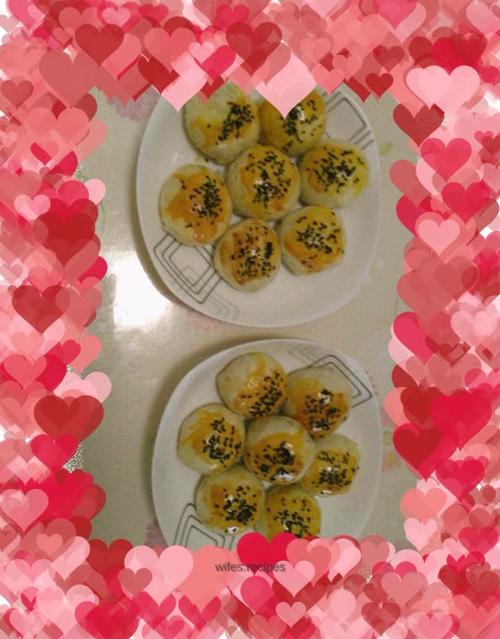 Homemade five-nut pastry