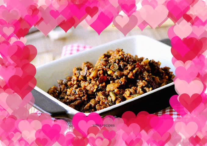 Silly half-pound stir-fried melon