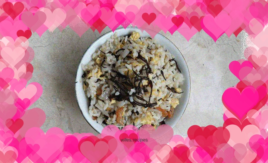 Healthy, nutritious and convenient hijiki, shrimp and egg fried rice