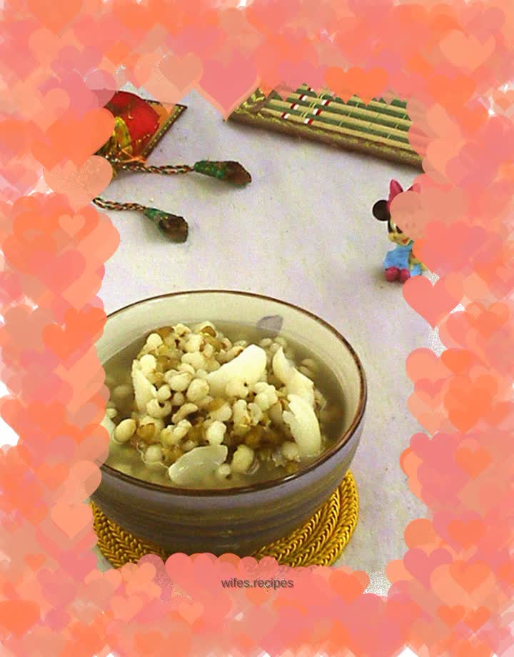 Barley, mung bean and lily porridge