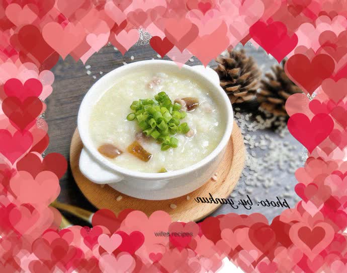 Homemade preserved egg and lean meat porridge
