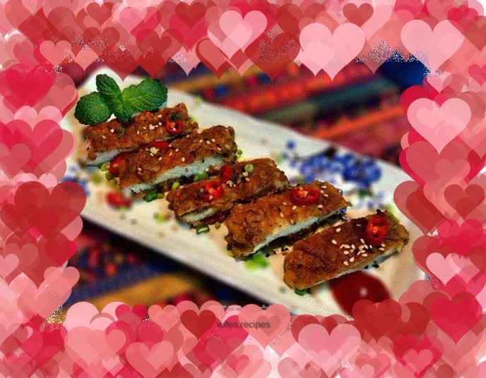 Pan-fried chicken steak with private sauce