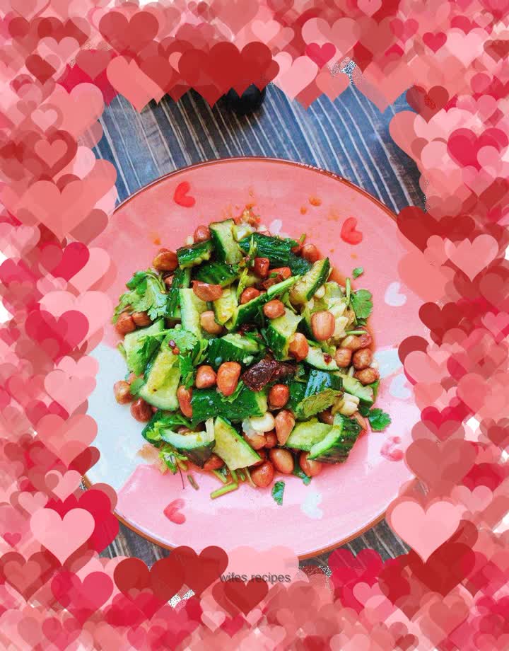 Peanuts mixed with cucumber