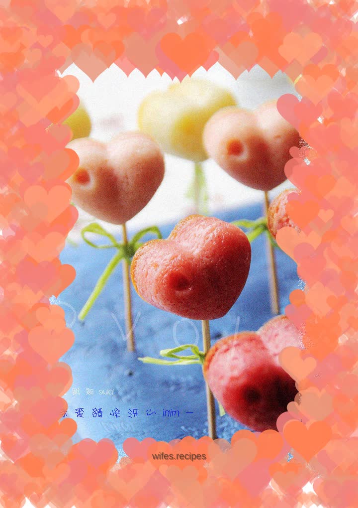 The taste of love: [mini heart-shaped cheese cake]